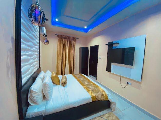 West Wing Hotel Lagos Dış mekan fotoğraf