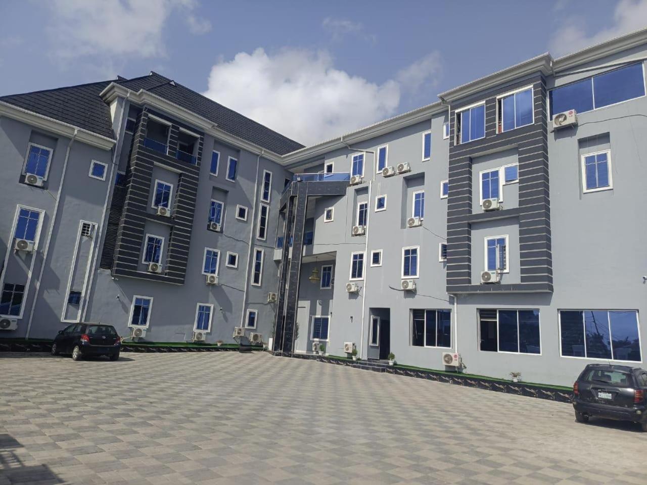 West Wing Hotel Lagos Dış mekan fotoğraf