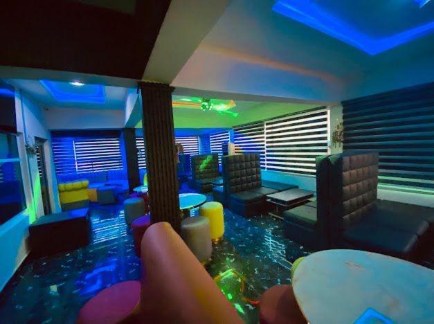 West Wing Hotel Lagos Dış mekan fotoğraf