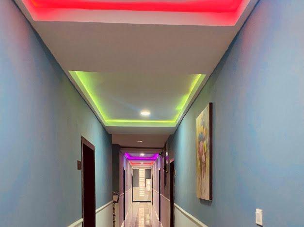 West Wing Hotel Lagos Dış mekan fotoğraf