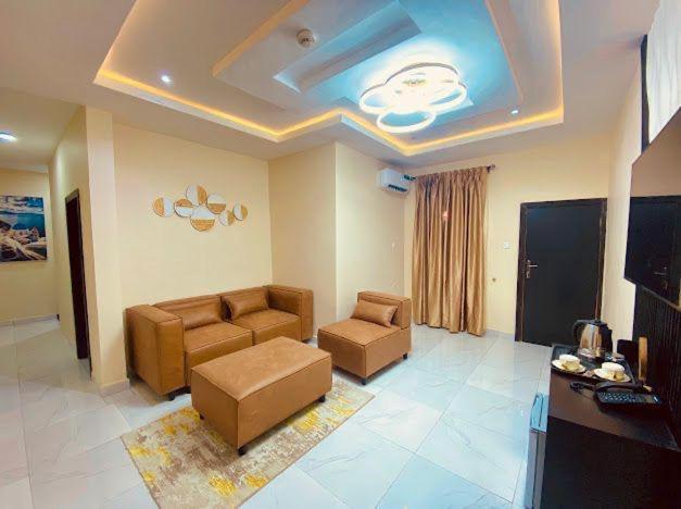 West Wing Hotel Lagos Dış mekan fotoğraf